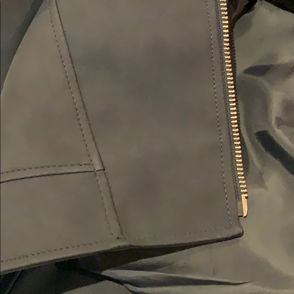 Leather jacket - Picture 4 of 4